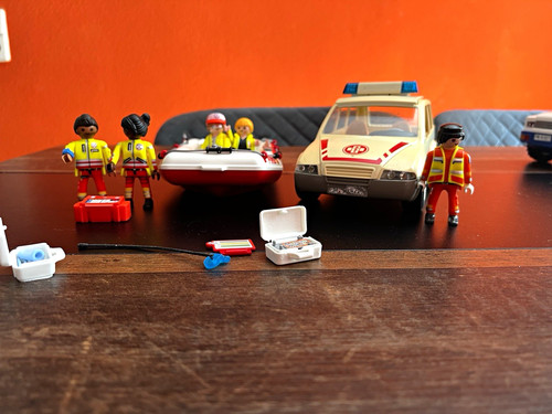Playmobil rettungsdienst set - playmobil,